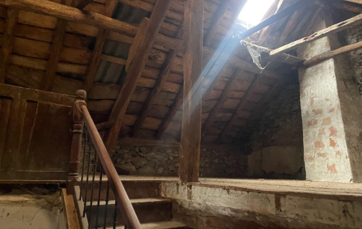 Maison MASSAT (09320)  126 m2 99 000 € 