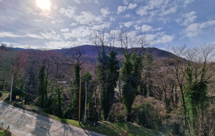 2 Pièces AX-LES-THERMES (09110)  51 m2 161 300 € 