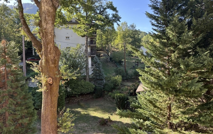 2 Pièces AX-LES-THERMES (09110)  51 m2 161 300 € 