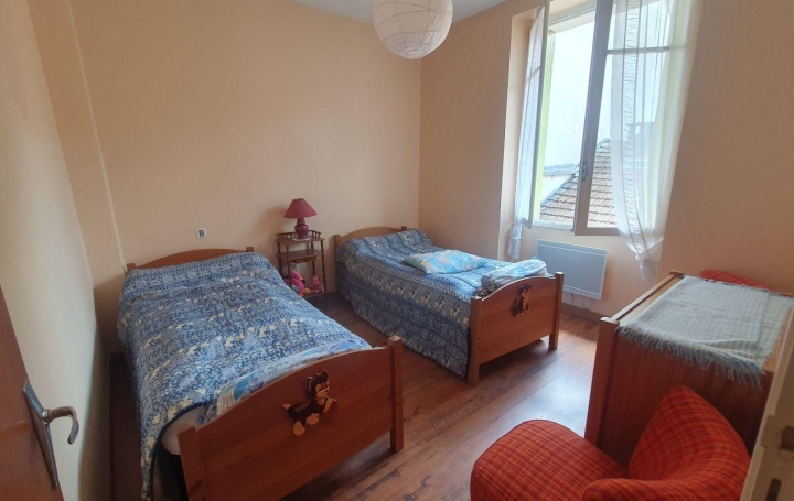 3 Pièces AX-LES-THERMES (09110)  59 m2 120 900 € 