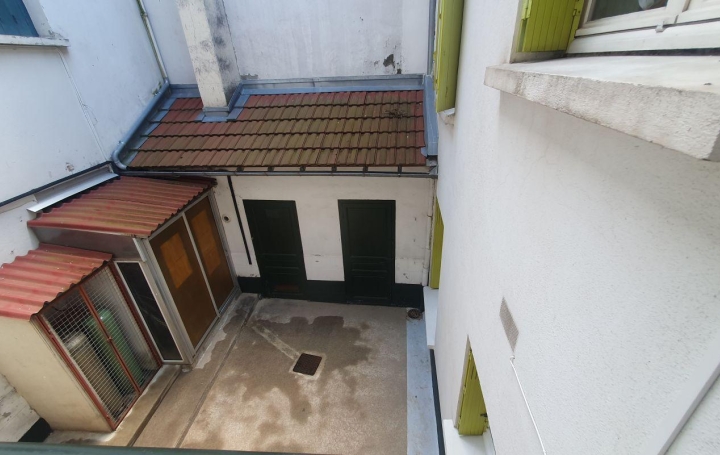 3 Pièces AX-LES-THERMES (09110)  59 m2 120 900 € 