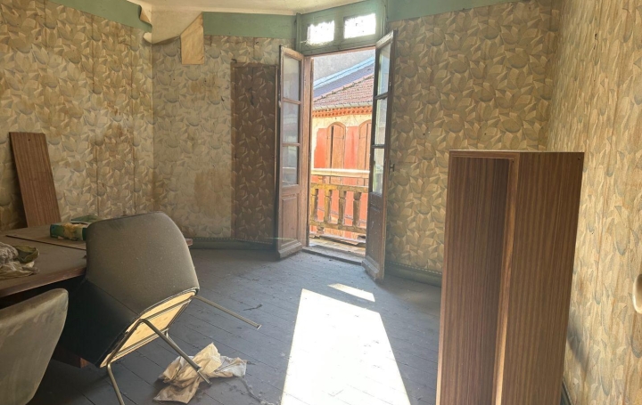 Maison TARASCON-SUR-ARIEGE (09400)  230 m2 56 000 € 