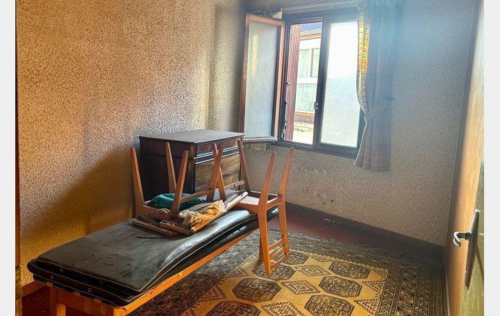 Maison TARASCON-SUR-ARIEGE (09400)  230 m2 56 000 € 