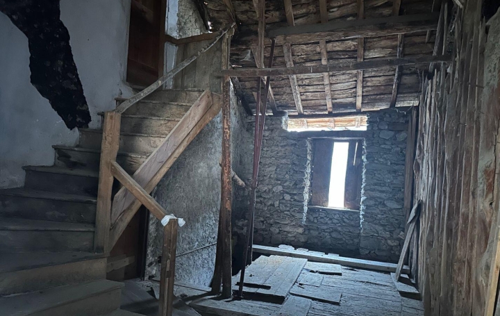 Maison VERDUN (09310)  80 m2 59 000 € 