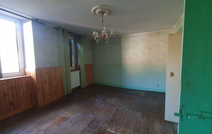 Maison AX-LES-THERMES (09110)  121 m2 165 000 € 