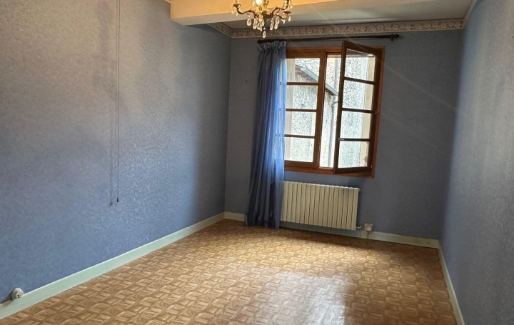 Maison TARASCON-SUR-ARIEGE (09400)  135 m2 88 000 € 