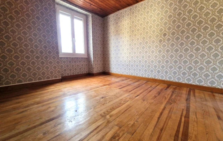 Maison GARANOU (09250)  173 m2 130 500 € 