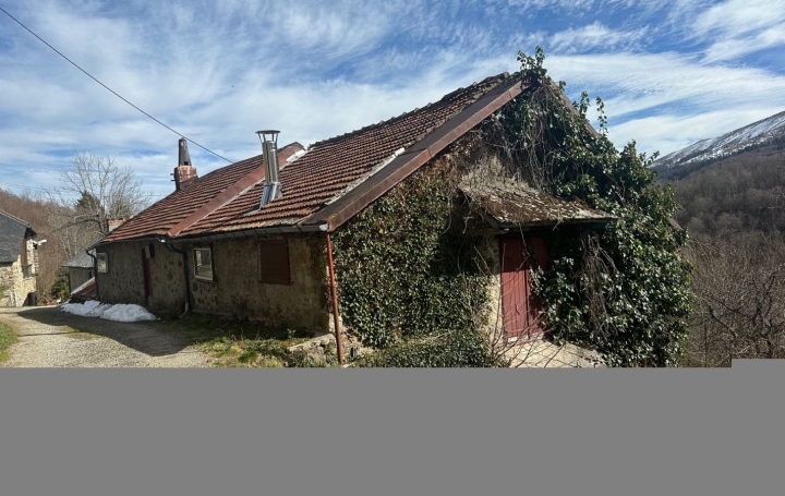 Maison SAURAT (09400)  185 m2 125 000 € 