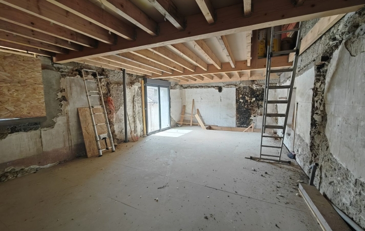 Maison LES CABANNES (09310)  122 m2 105 000 € 