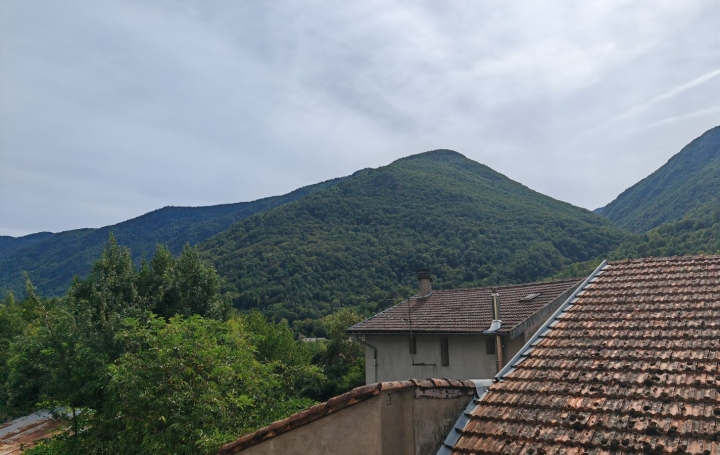 Maison LES CABANNES (09310)  122 m2 105 000 € 