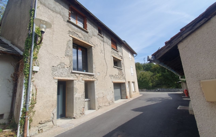 Maison LES CABANNES (09310)  122 m2 105 000 € 