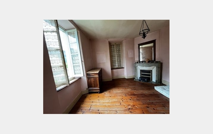 Maison TARASCON-SUR-ARIEGE (09400)  230 m2 172 000 € 