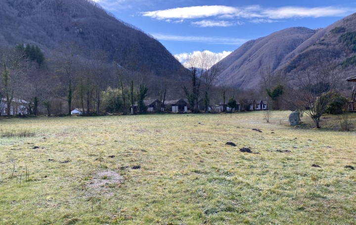 Terrain ASTON (09310)  3 696 m2 123 000 € 