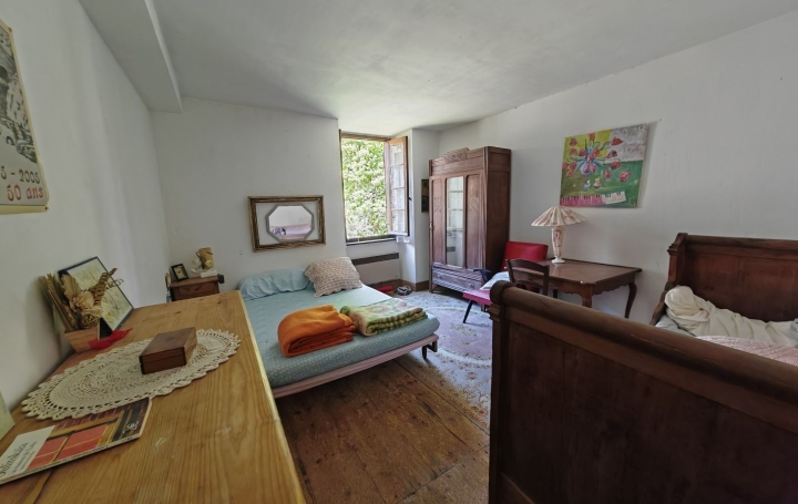 Maison AX-LES-THERMES (09110)  137 m2 212 800 € 