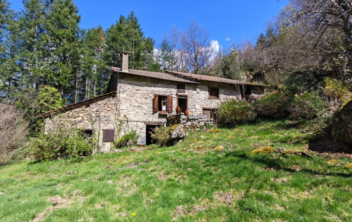 Maison AX-LES-THERMES (09110)  137 m2 212 800 € 