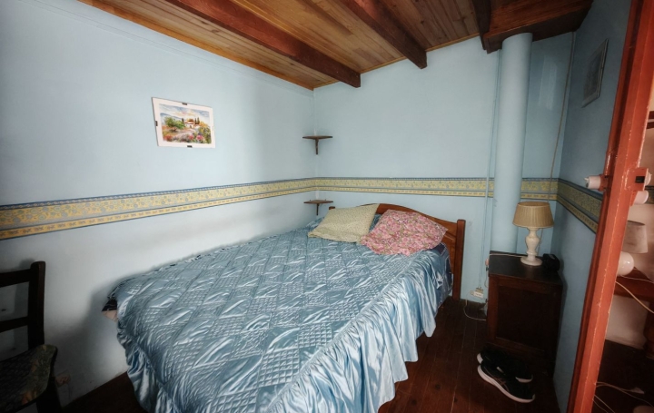 Maison AX-LES-THERMES (09110)  53 m2 50 500 € 