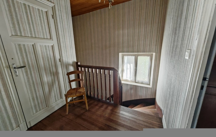 Maison AX-LES-THERMES (09110)  108 m2 197 000 € 