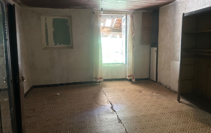 Maison VICDESSOS (09220)  120 m2 83 000 € 