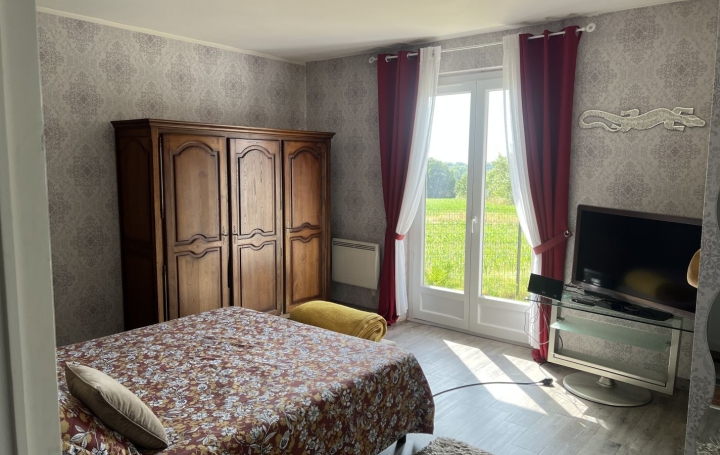 Villa SAVERDUN (09700)  166 m2 282 000 € 