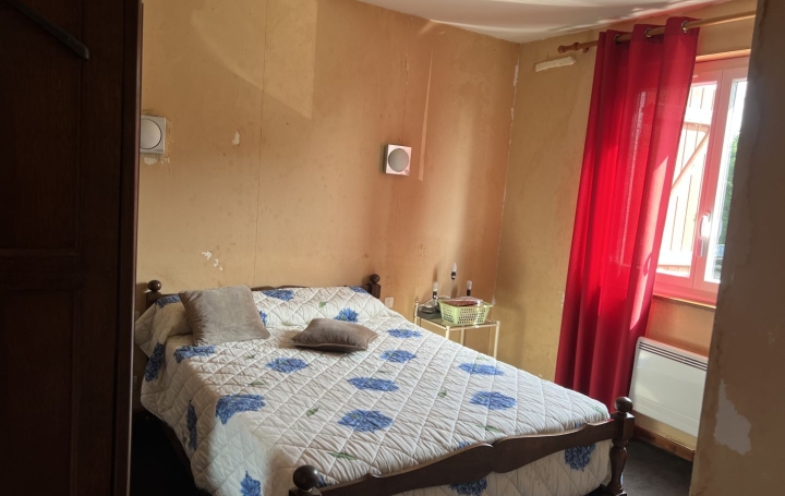 Villa SAVERDUN (09700)  166 m2 282 000 € 