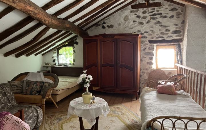 Maison VERDUN (09310)  106 m2 76 000 € 