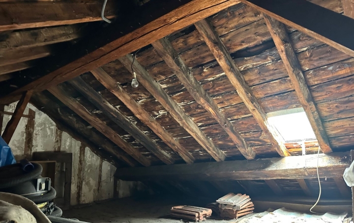 Immeuble TARASCON-SUR-ARIEGE (09400)  436 m2 180 000 € 