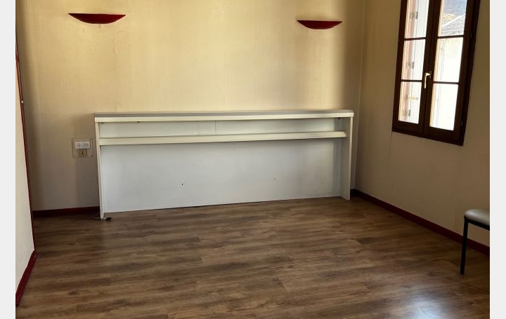 Immeuble TARASCON-SUR-ARIEGE (09400)  436 m2 180 000 € 