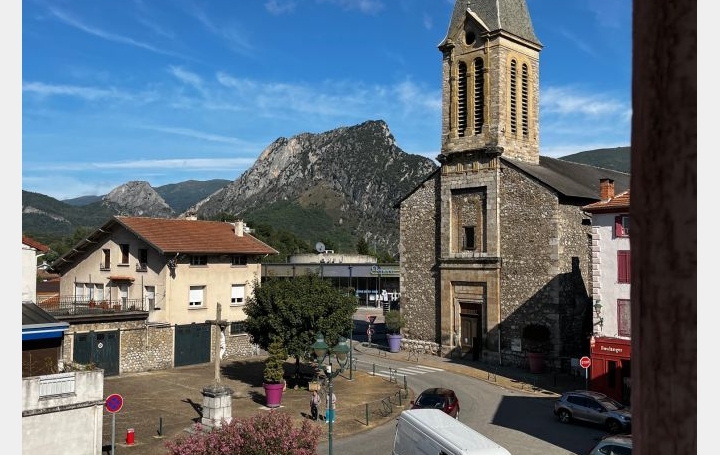 Immeuble TARASCON-SUR-ARIEGE (09400)  436 m2 180 000 € 