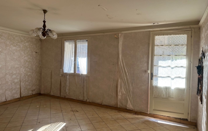 Maison USSAT (09400)  140 m2 94 000 € 