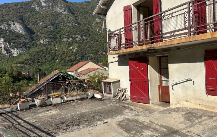 Maison USSAT (09400)  140 m2 94 000 € 