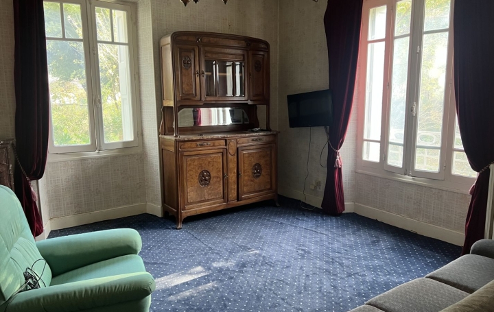 Maison LES CABANNES (09310)  211 m2 295 000 € 