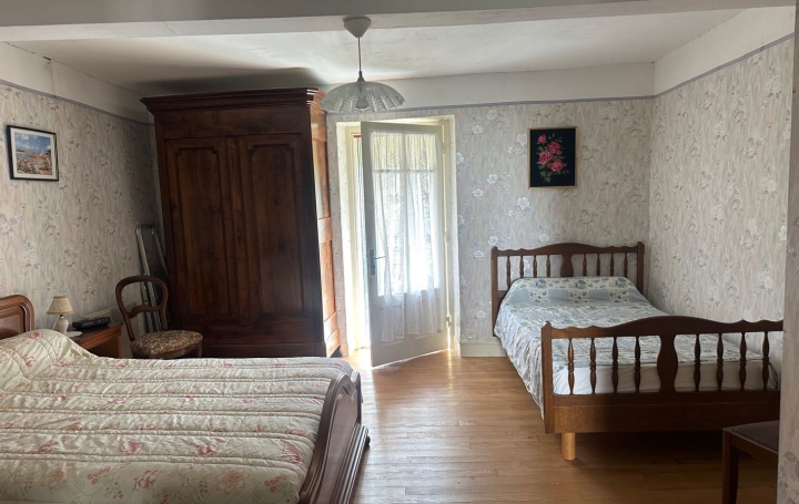 Maison VERDUN (09310)  105 m2 178 000 € 