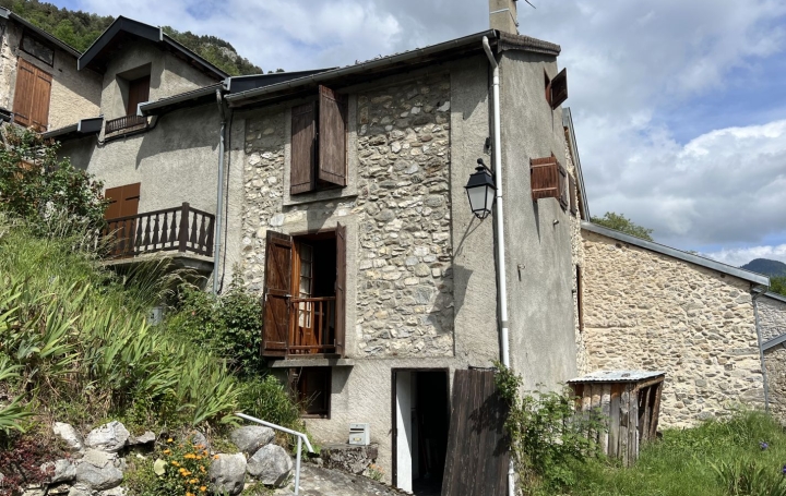 Maison SUC-ET-SENTENAC (09220)  79 m2 90 000 € 