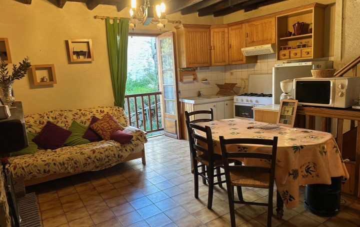 Maison SUC-ET-SENTENAC (09220)  79 m2 90 000 € 