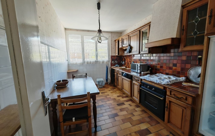 Maison FOIX (09000)  100 m2 163 500 € 