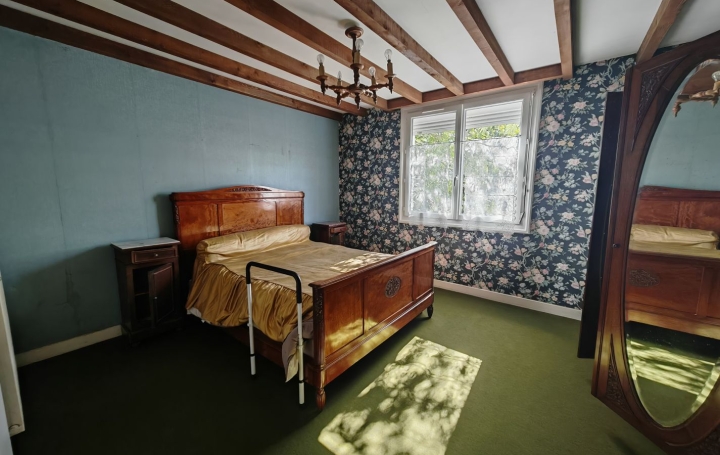 Maison FOIX (09000)  100 m2 163 500 € 