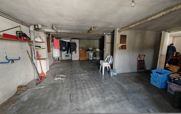 Maison FOIX (09000)  100 m2 163 500 € 