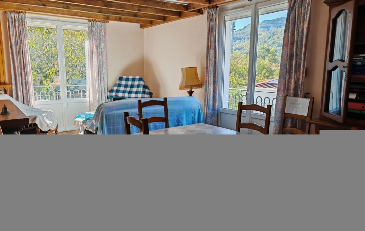 Maison FOIX (09000)  100 m2 163 500 € 