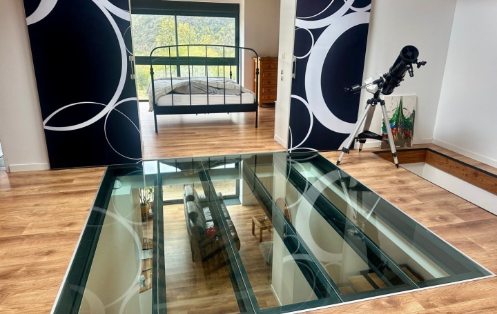 Maison VERDUN (09310)  140 m2 327 000 € 