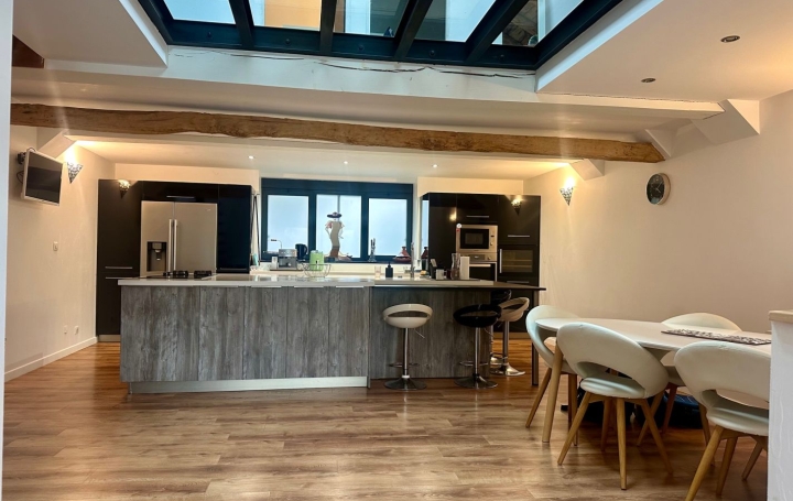 Maison VERDUN (09310)  140 m2 327 000 € 
