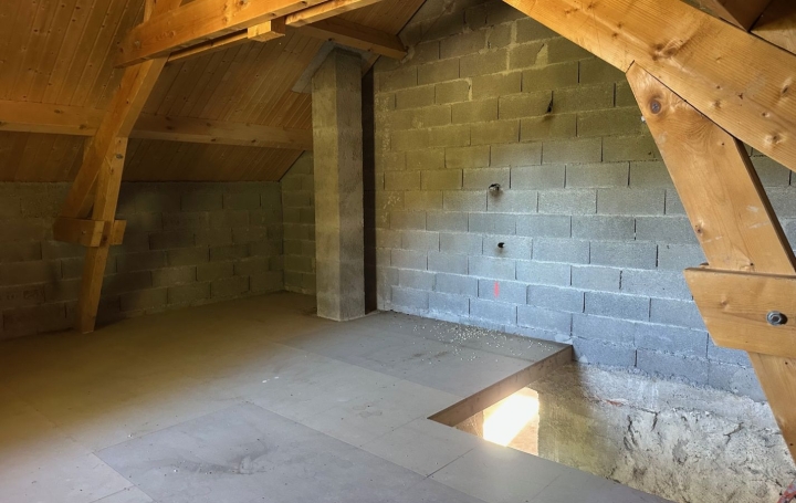 Maison TARASCON-SUR-ARIEGE (09400)  180 m2 153 000 € 