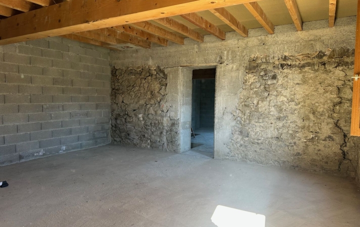 Maison TARASCON-SUR-ARIEGE (09400)  180 m2 153 000 € 