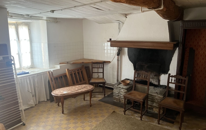 Maison RABAT-LES-TROIS-SEIGNEURS (09400)  72 m2 78 000 € 