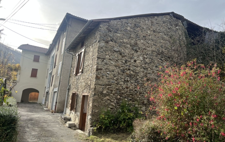 Maison RABAT-LES-TROIS-SEIGNEURS (09400)  72 m2 78 000 € 