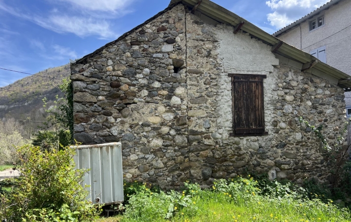 Maison RABAT-LES-TROIS-SEIGNEURS (09400)  72 m2 78 000 € 