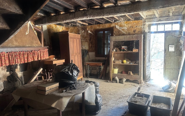 Maison SAURAT (09400)  125 m2 62 000 € 