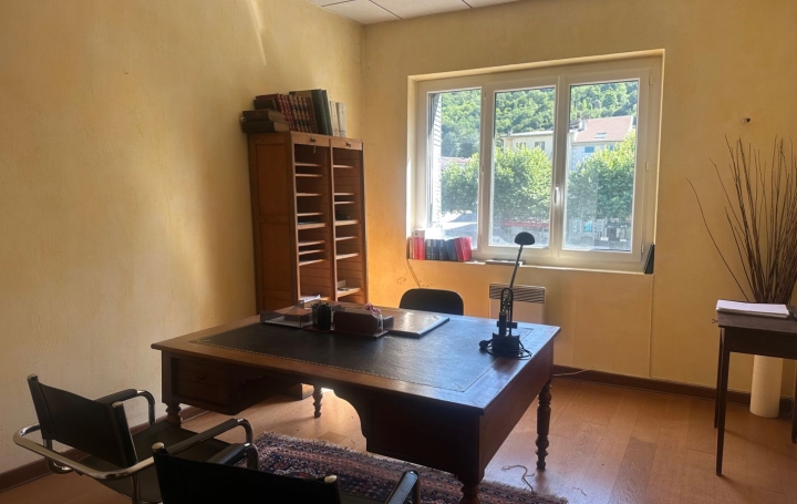 Immeuble TARASCON-SUR-ARIEGE (09400)  300 m2 121 000 € 