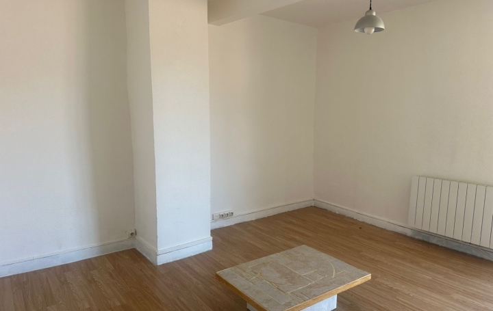 Immeuble TARASCON-SUR-ARIEGE (09400)  300 m2 121 000 € 