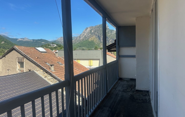 Immeuble TARASCON-SUR-ARIEGE (09400)  300 m2 121 000 € 