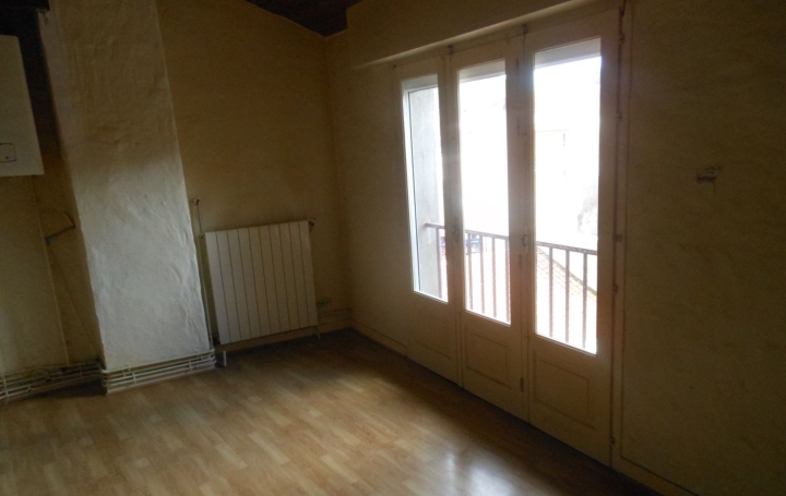Immeuble FOIX (09000)  220 m2 295 000 € 